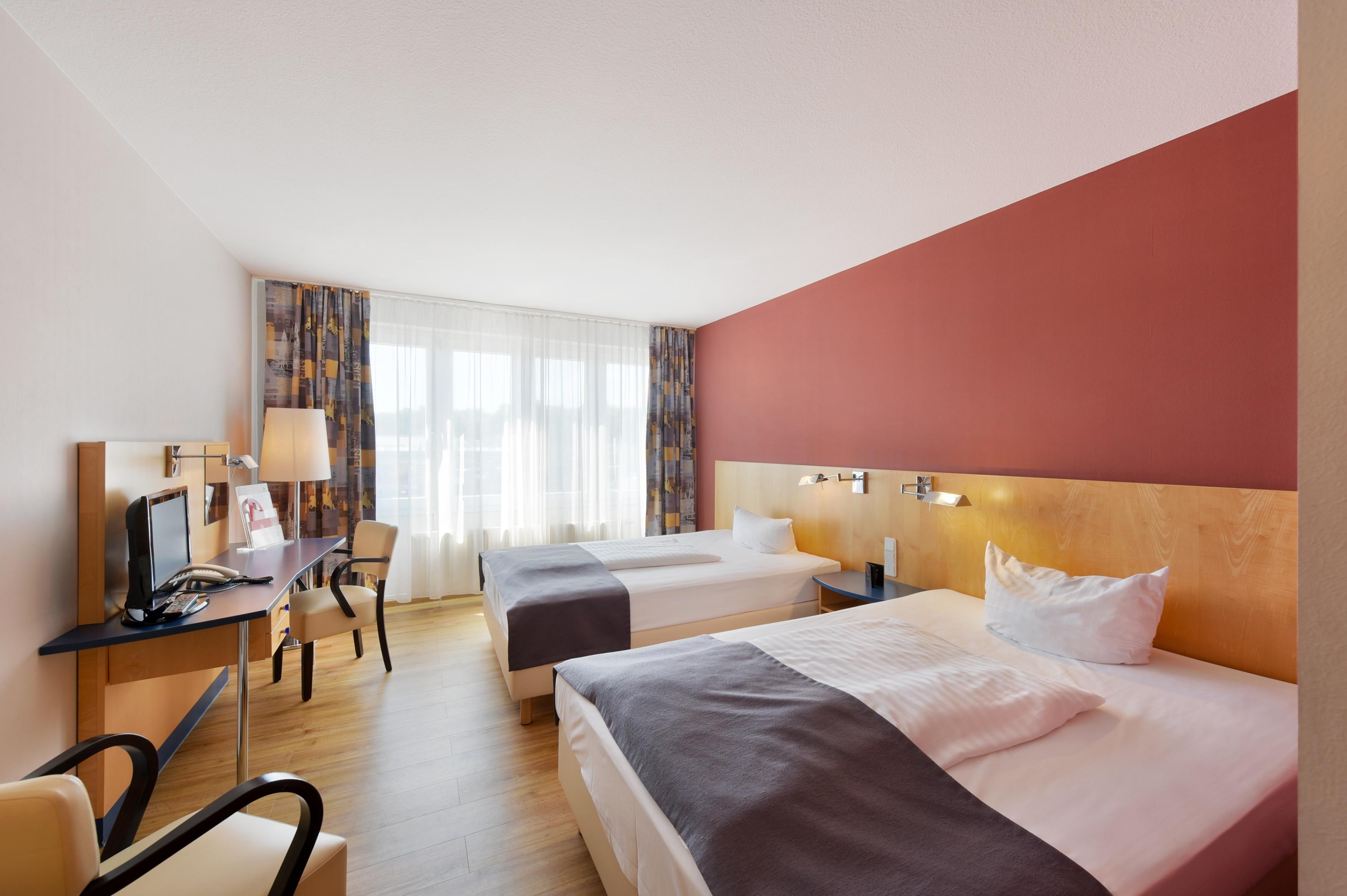 AMEDIA Hotel Dresden Elbpromenade Exterior foto
