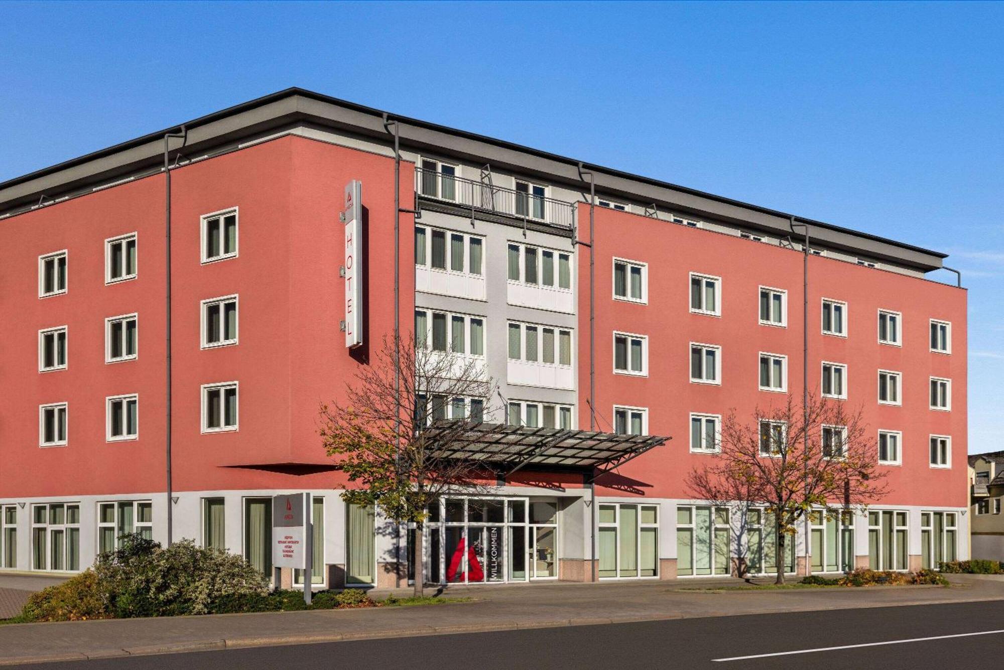 AMEDIA Hotel Dresden Elbpromenade Exterior foto